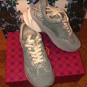 T monogram Good Luck trainer sneaker (women)